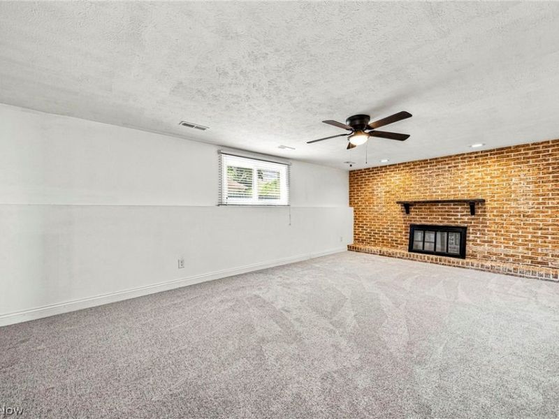 15700 Pinewood Drive, Strongsville, OH 44149 Photo 10