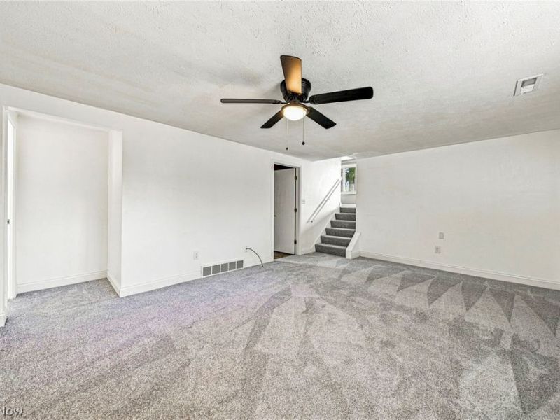 15700 Pinewood Drive, Strongsville, OH 44149 Photo 11