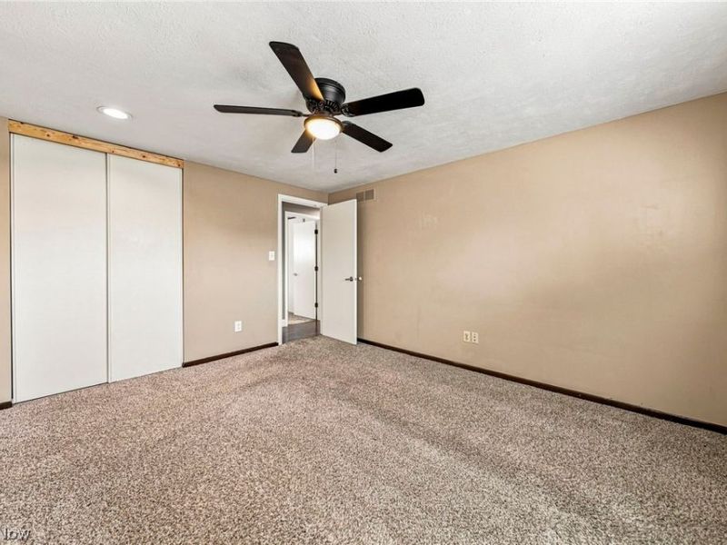 15700 Pinewood Drive, Strongsville, OH 44149 Photo 15