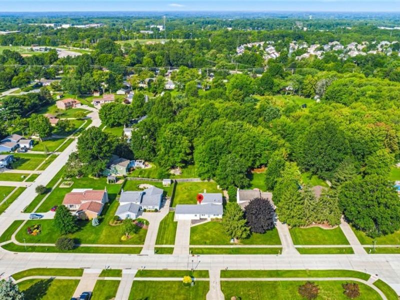 15700 Pinewood Drive, Strongsville, OH 44149 Photo 27
