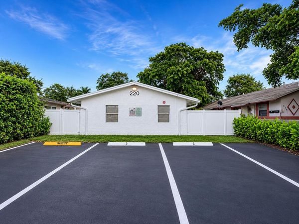 220 NW 12TH Court, Unit # 3, Pompano Beach, FL 33060