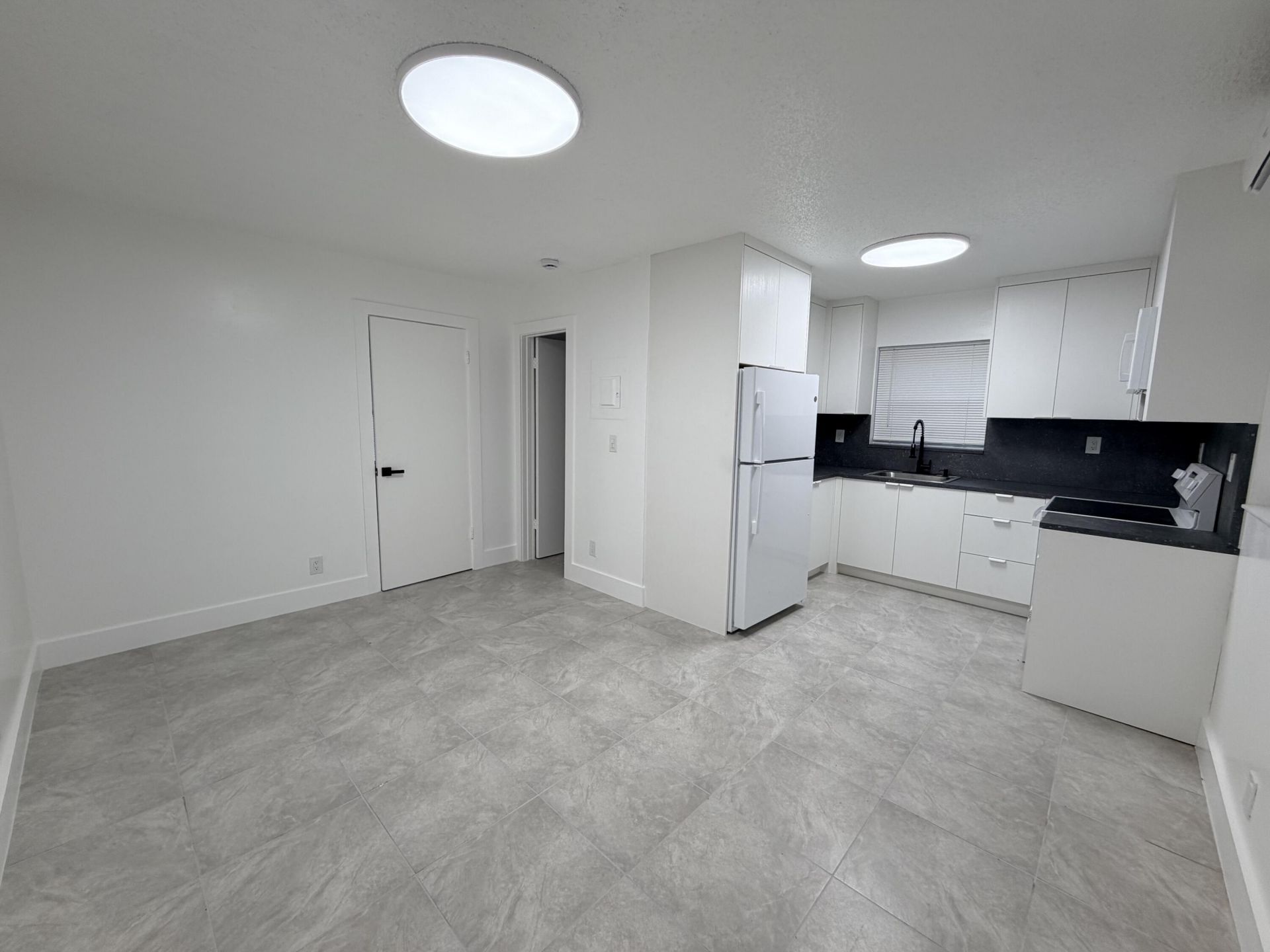 220 NW 12th Court, Unit # 3, Pompano Beach, FL 33060 Photo
