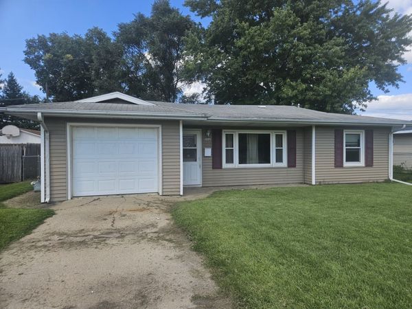 208 W 18th Street, Rock Falls, IL 61071