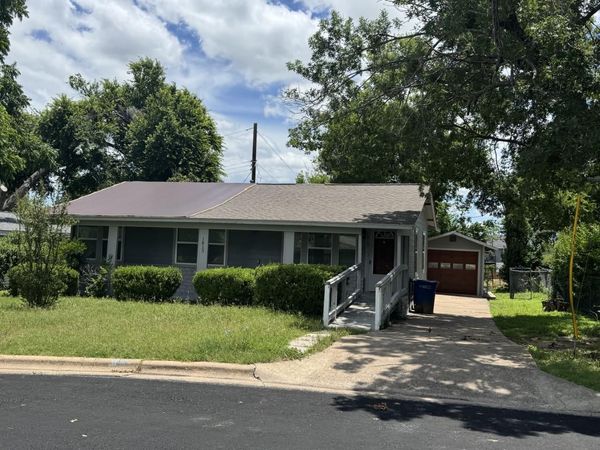 1813 Rhodes RD, Austin, TX 78721
