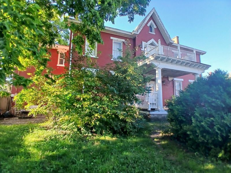 1026 E Mound Street, Columbus, OH 43205 Photo 5