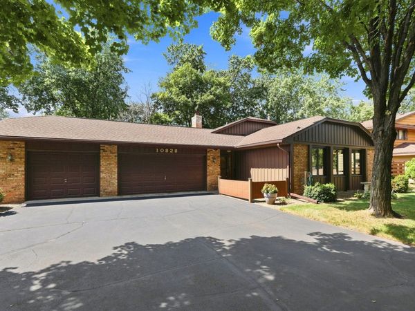10828 Butternut Street NW, Coon Rapids, MN 55448