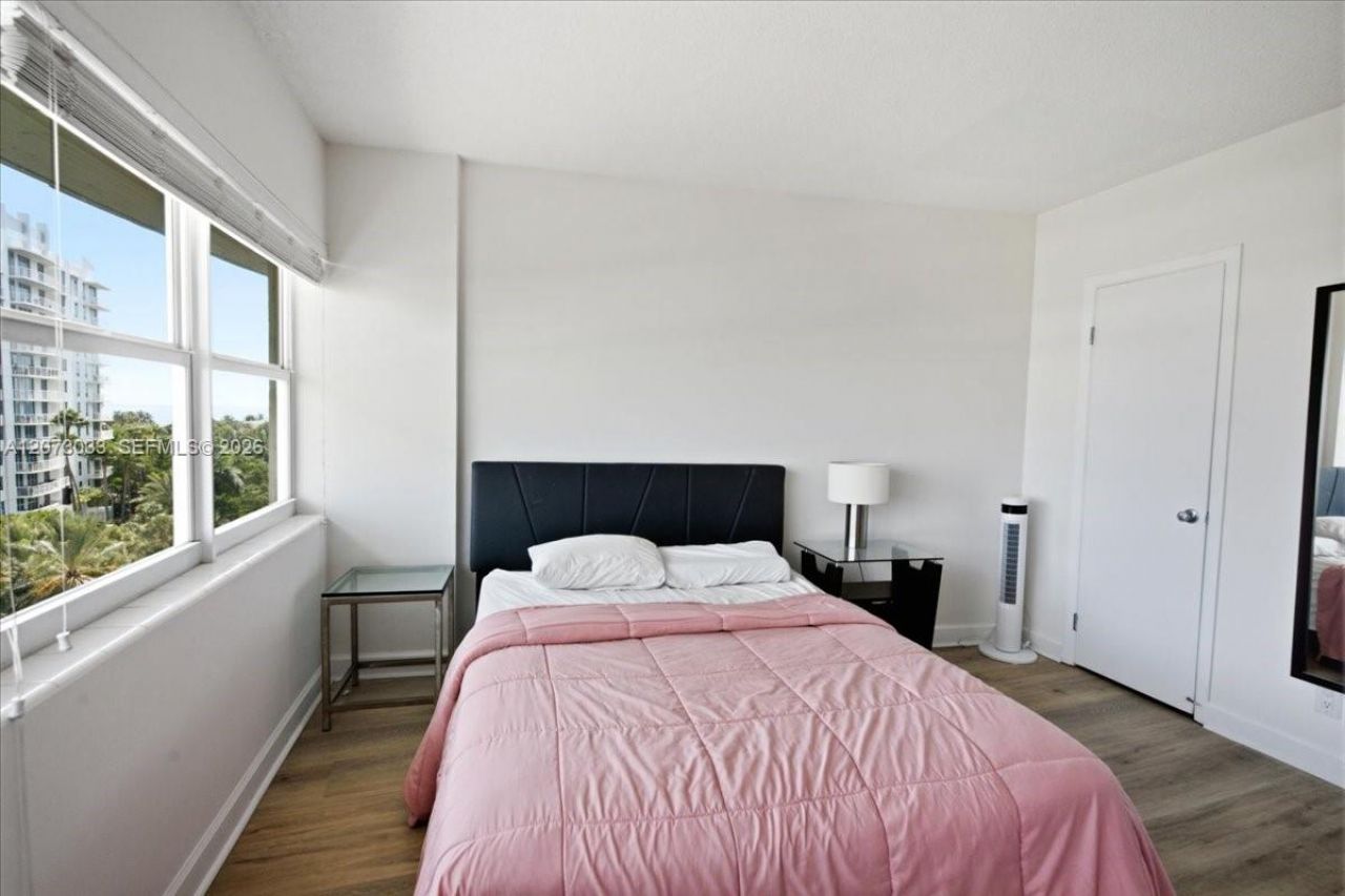 3250 NE 28th St , Unit 806, Fort Lauderdale, FL 33308 Photo