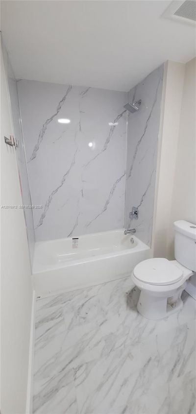 17020 SW 104th Ave, Unit 204, Miami, FL 33157 Photo