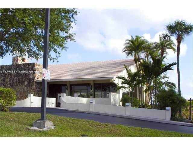 8110 SW 82nd Ct, Unit 8110, Miami, FL 33143 Photo