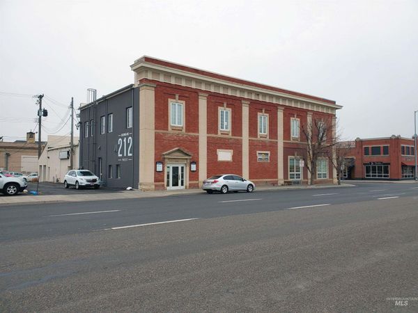 212 2nd Avenue W., Unit 207, Twin Falls, ID 83301