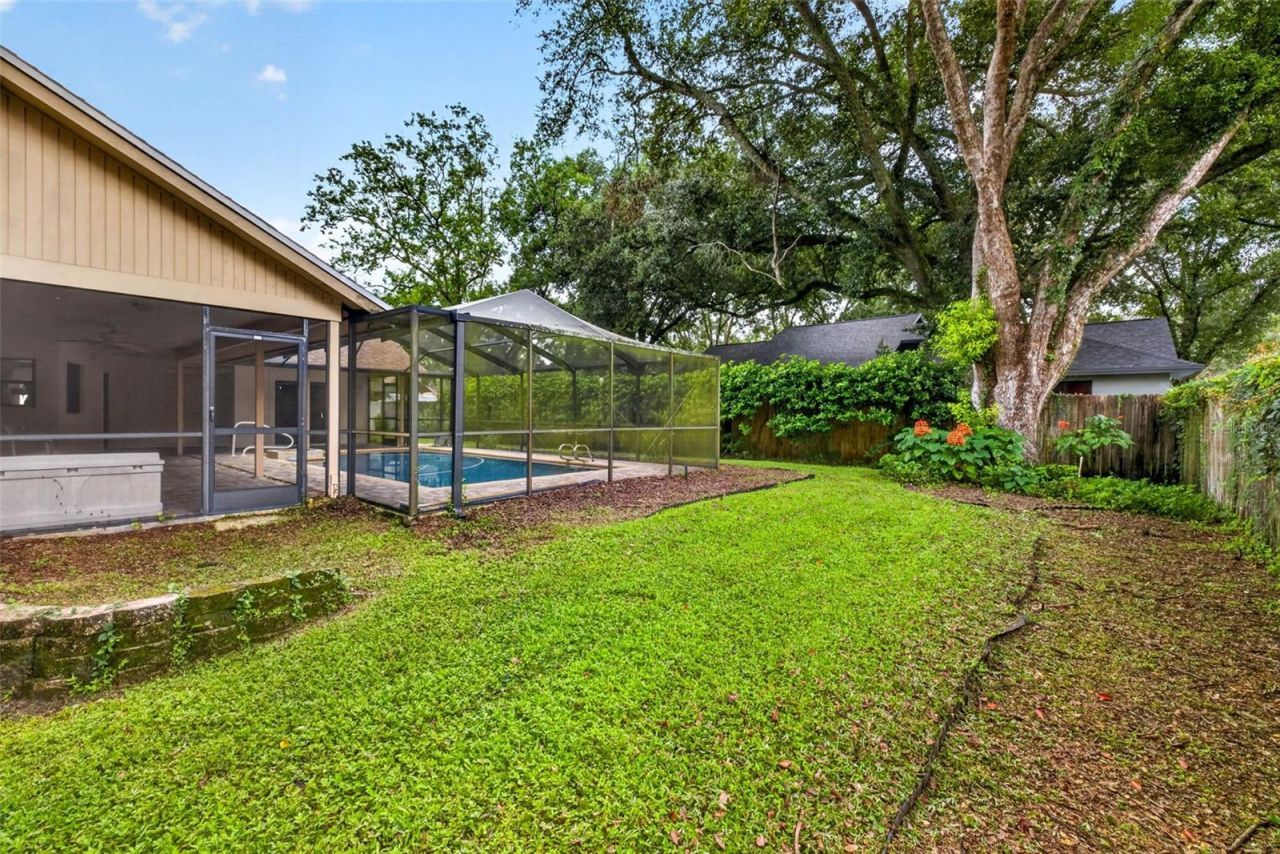 10918 Gillette Avenue, Tampa, FL 33617 Photo