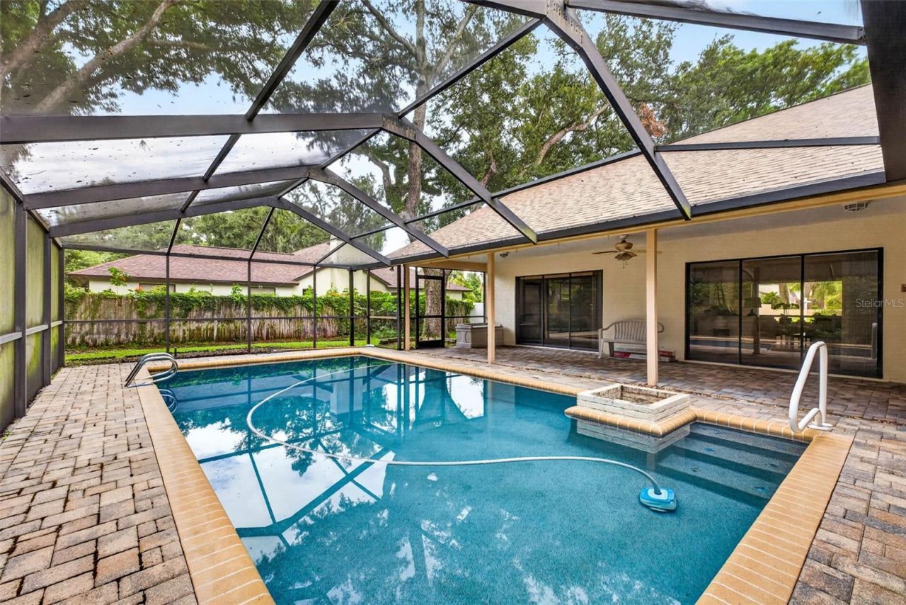 10918 Gillette Avenue, Tampa, FL 33617 Photo