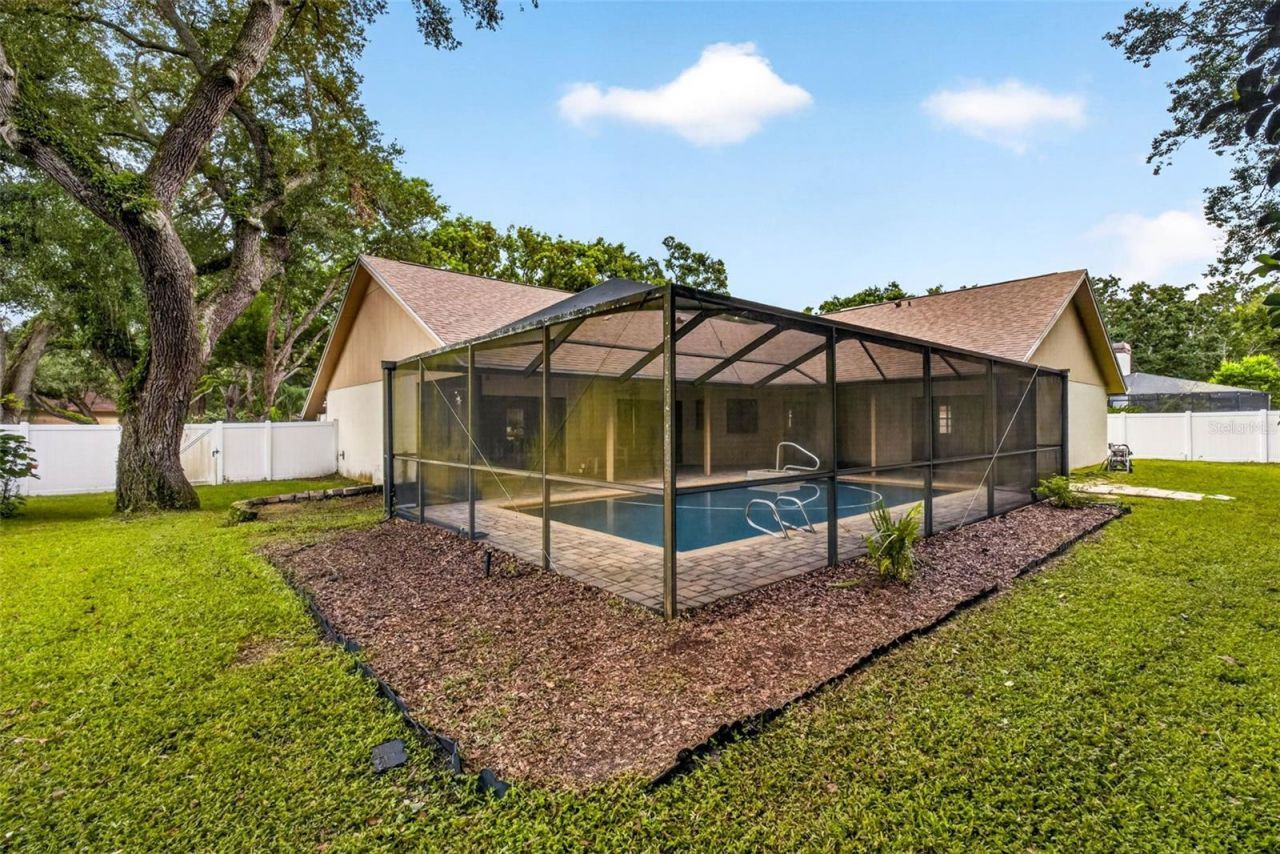10918 Gillette Avenue, Tampa, FL 33617 Photo