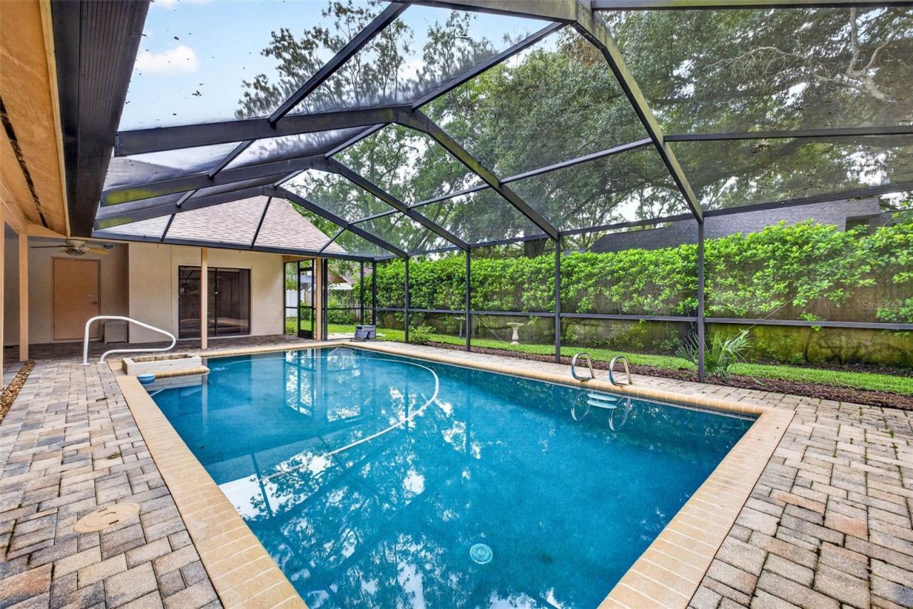10918 Gillette Avenue, Tampa, FL 33617 Photo