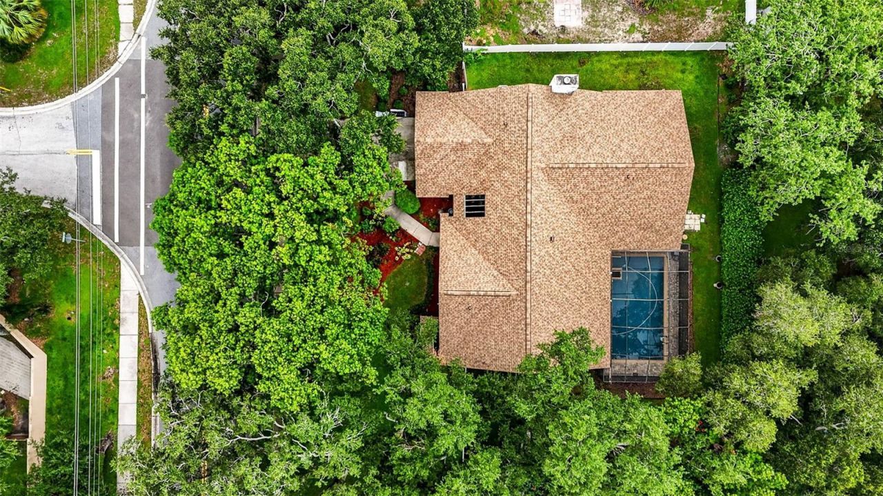 10918 Gillette Avenue, Tampa, FL 33617 Photo