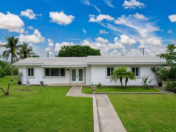 20890 SW 236TH STREET , HOMESTEAD, FL 33031