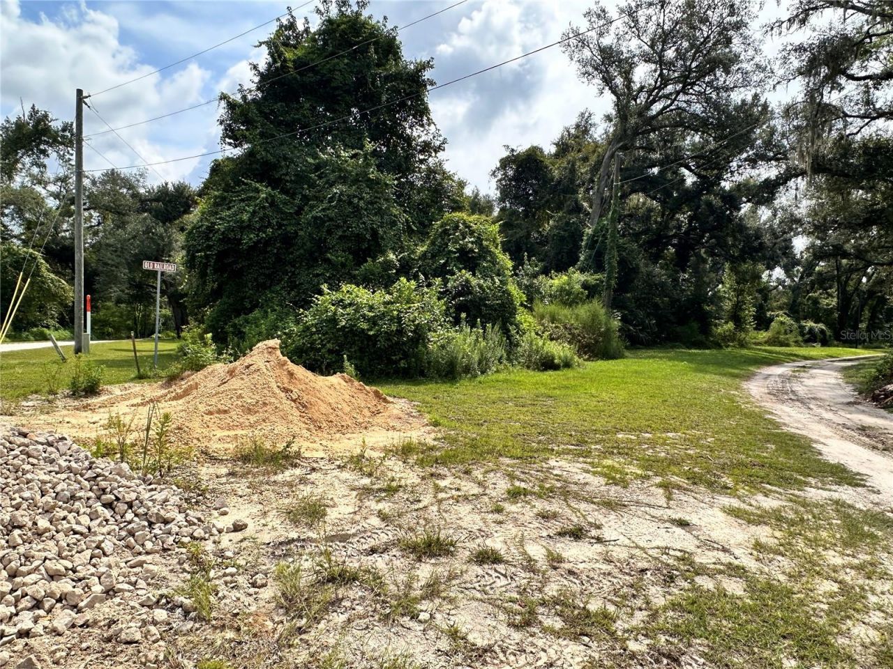 Nw West South Drive , Mayo, FL 32066 Photo