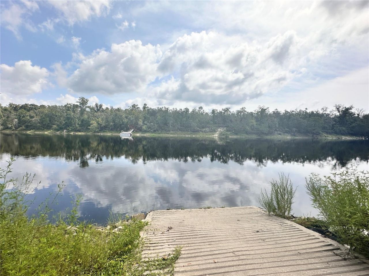Nw West South Drive , Mayo, FL 32066 Photo