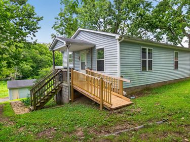 310 E 10th Street, Millersburg, KY 40348