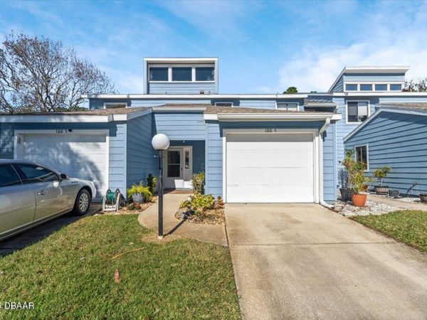 100 Kingbird Circle, Unit 1040, Daytona Beach, FL 32119