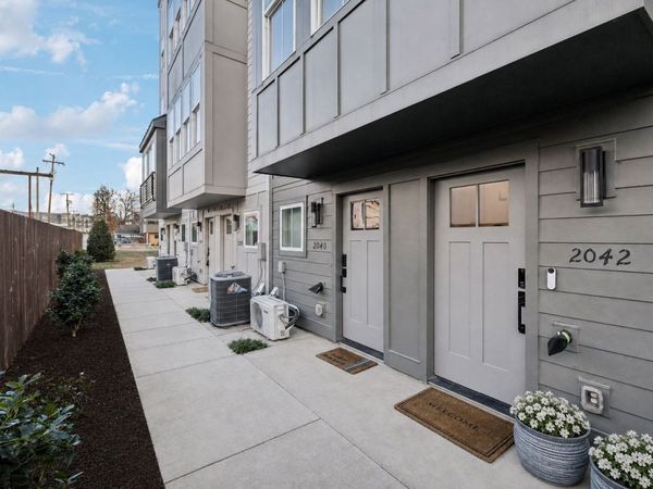 2042 Edison Park Ln, Nashville, TN 37209