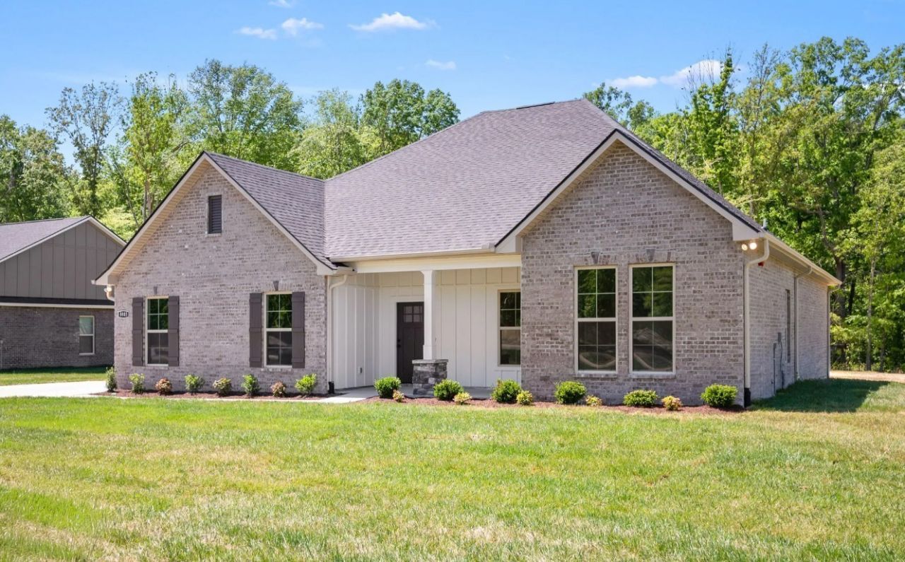 8732 Turnbull Dr , Pleasant View, TN 37146 Main Photo