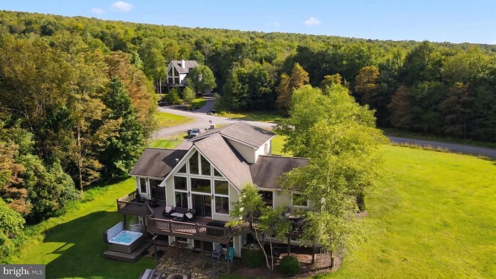 395 WOODLANDS HILL LANE , OAKLAND, MD 21550