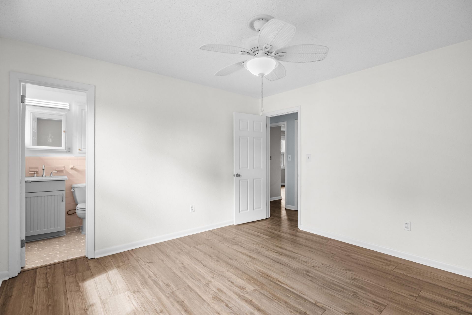 550 Quince Ave. Photo 27