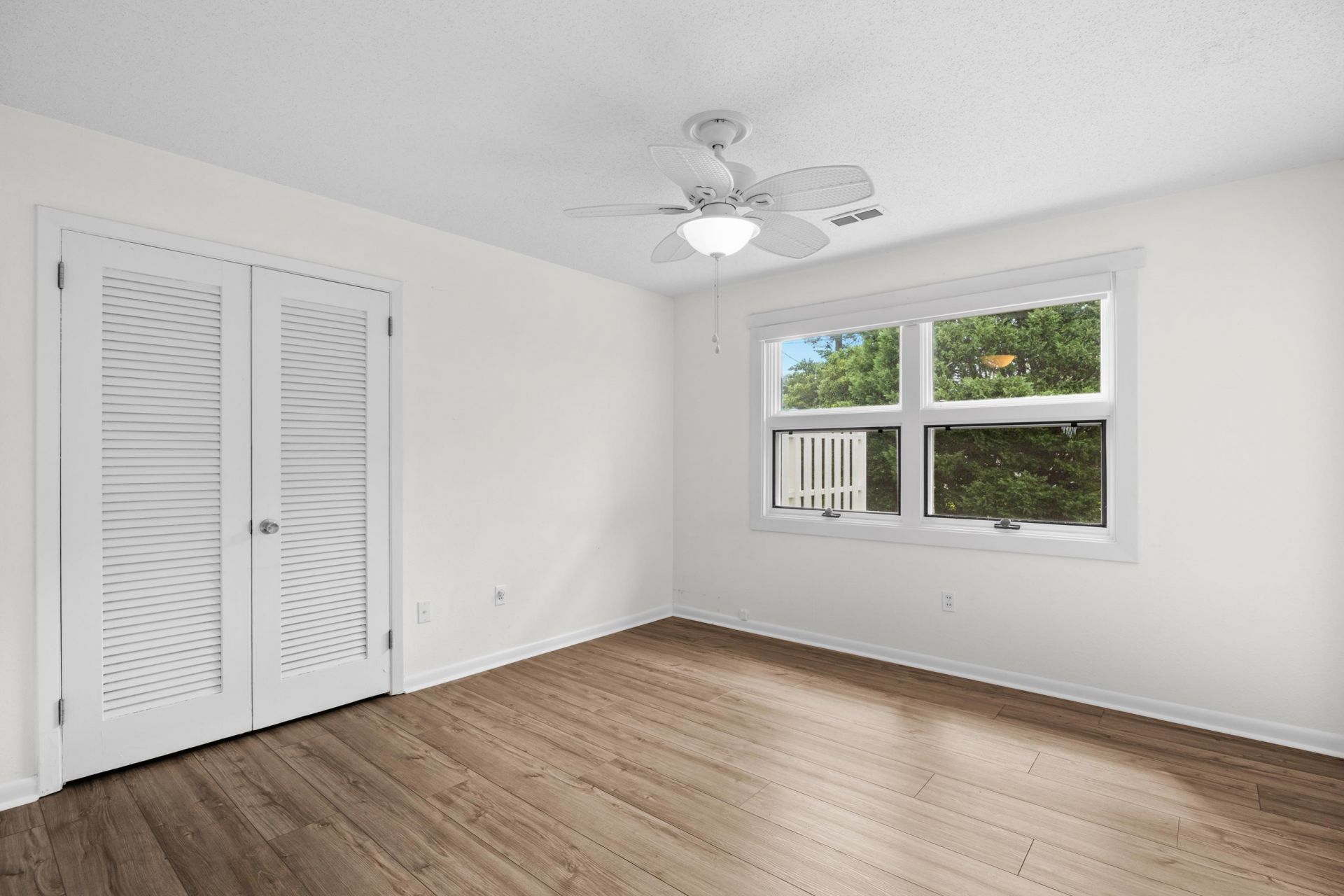550 Quince Ave. Photo 28
