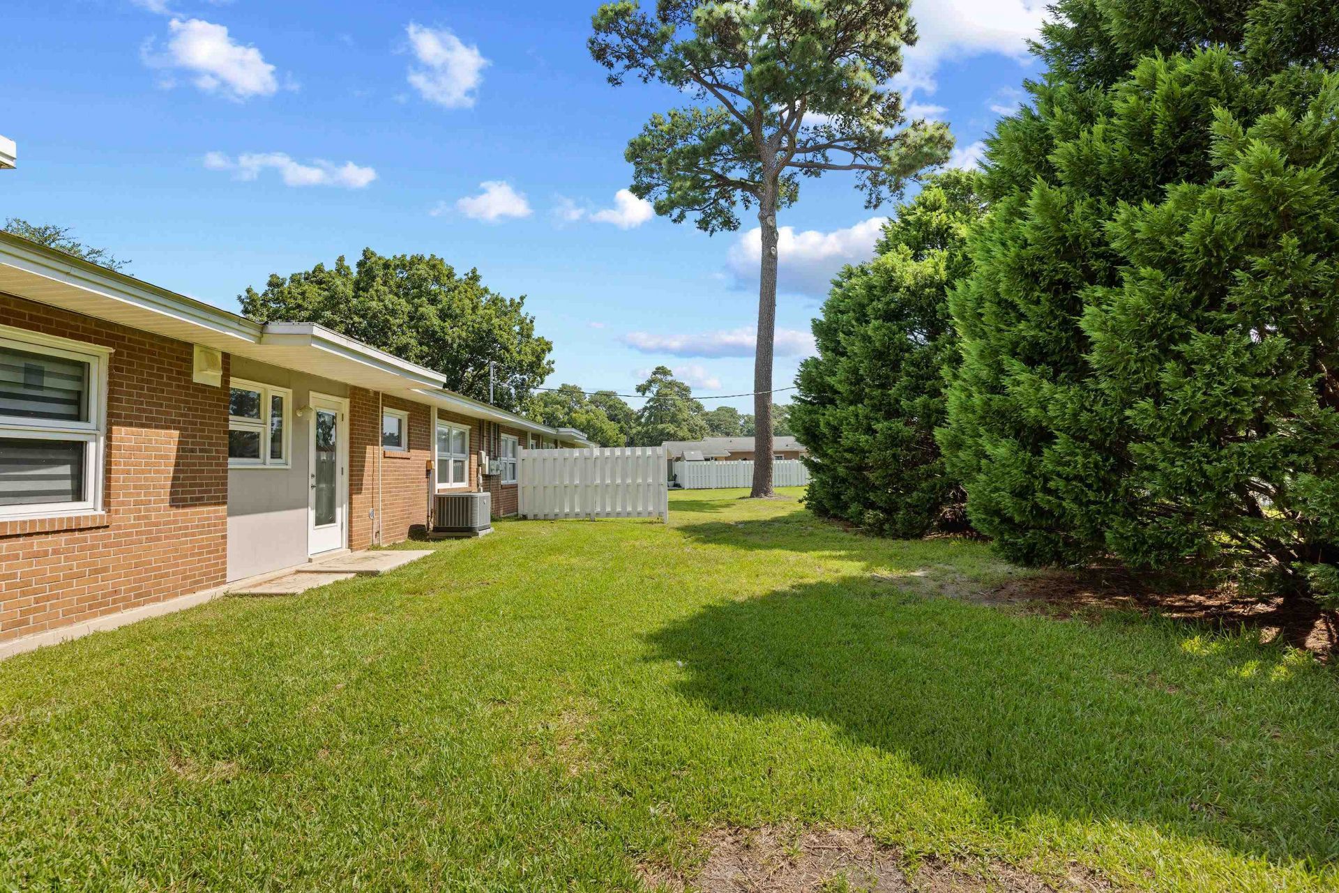 550 Quince Ave. Photo 34