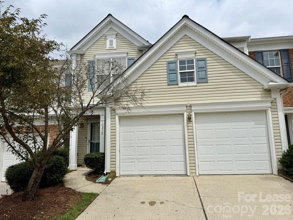 10212 Garmoyle Street , Charlotte, NC 28277