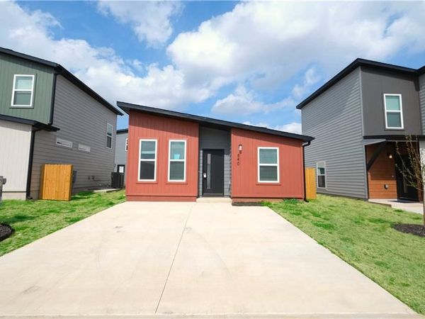 840 Illinois Avenue , Centerton, AR 72713