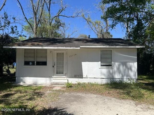 25146 NW 4TH Avenue, Newberry, FL 32669