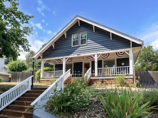 1008 S Lake St, Colfax, WA 99111