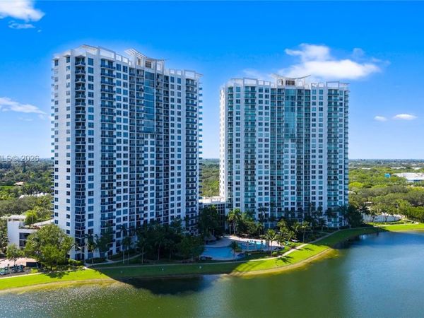 2641 N Flamingo Rd , Unit 905N, Sunrise, FL 33323