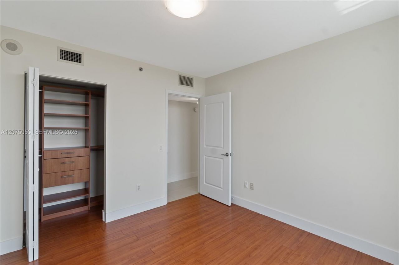 2641 N Flamingo Rd , Unit 905N, Sunrise, FL 33323 Photo