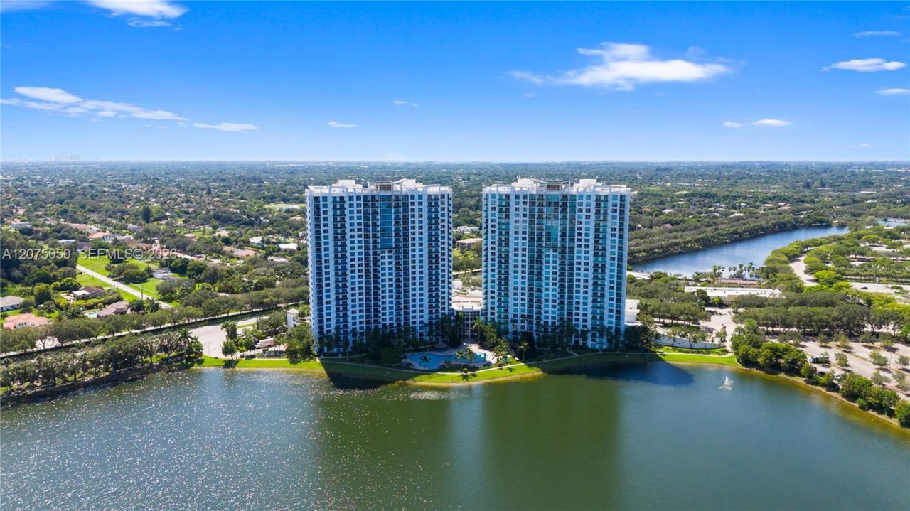 2641 N Flamingo Rd , Unit 905N, Sunrise, FL 33323 Photo