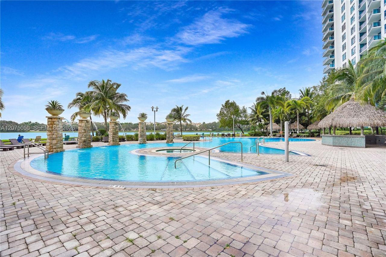 2641 N Flamingo Rd , Unit 905N, Sunrise, FL 33323 Photo
