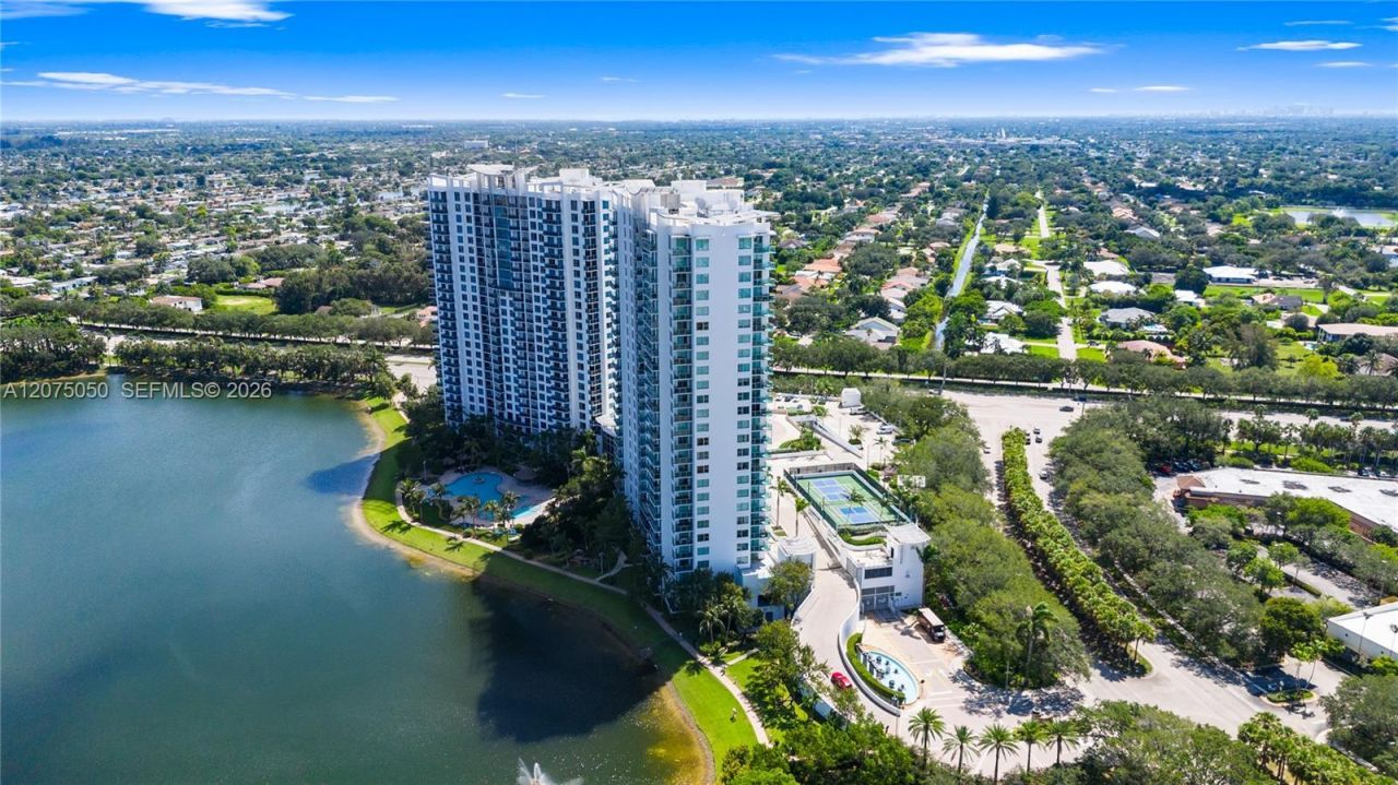 2641 N Flamingo Rd , Unit 905N, Sunrise, FL 33323 Photo