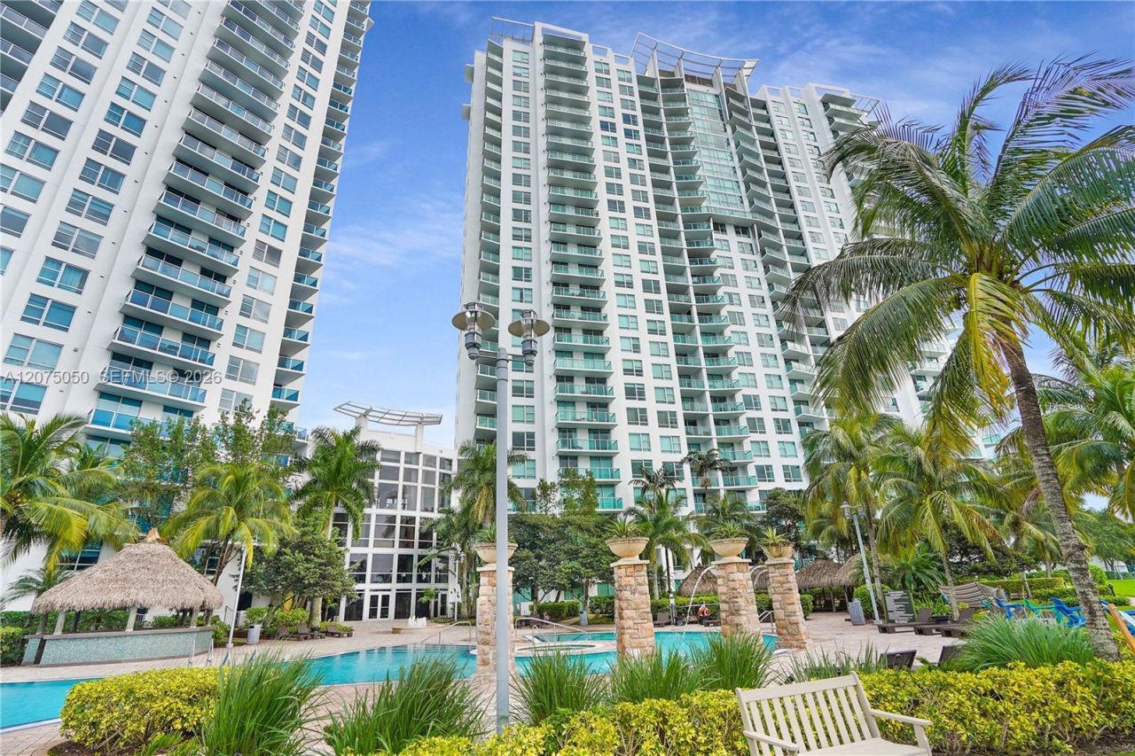 2641 N Flamingo Rd , Unit 905N, Sunrise, FL 33323 Photo