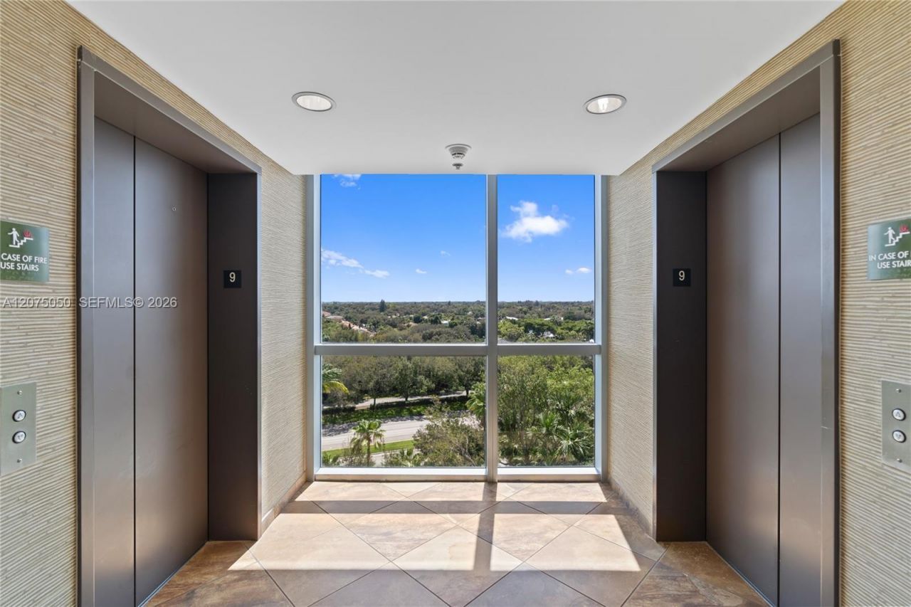 2641 N Flamingo Rd , Unit 905N, Sunrise, FL 33323 Photo