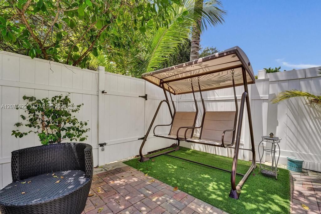 3000 NW 5th Ter , Unit 112, Pompano Beach, FL 33064 Photo