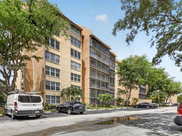 3771 Environ Blvd, Unit 346, Lauderhill, FL 33319
