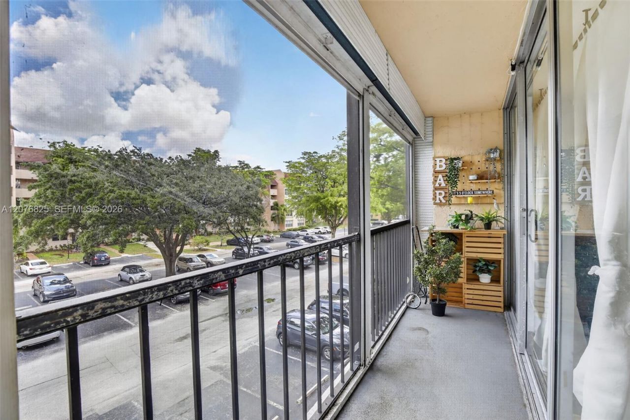 3771 Environ Blvd, Unit 346, Lauderhill, FL 33319 Photo