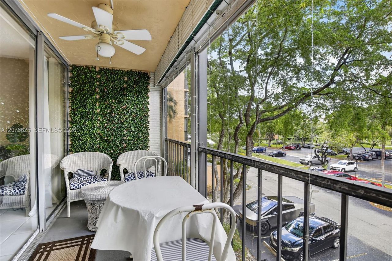 3771 Environ Blvd, Unit 346, Lauderhill, FL 33319 Photo