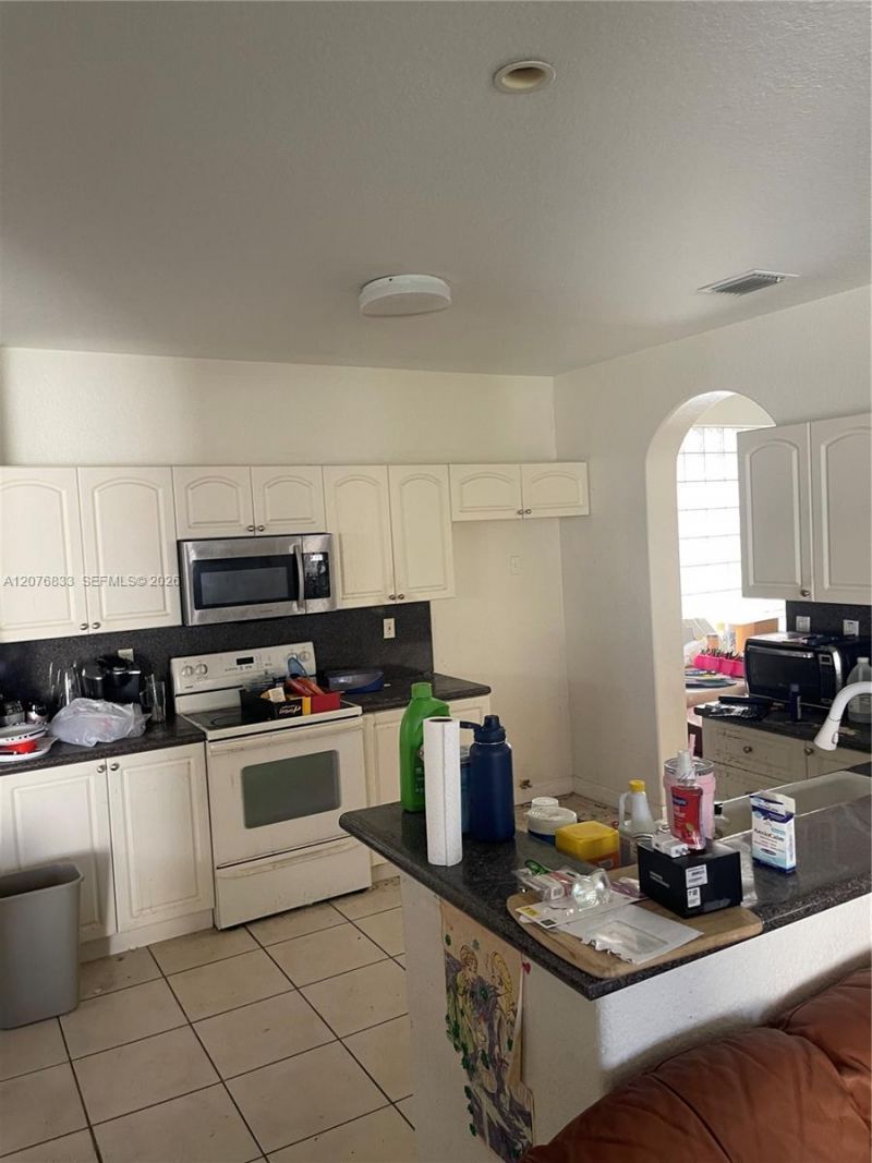15523 SW 36th Ter , Miami, FL 33185 Photo