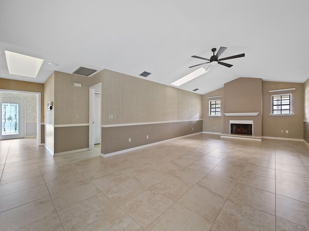 9 W High Point Road, Sewalls Point, FL 34996 Photo