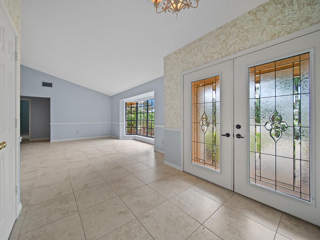 9 W High Point Road, Sewalls Point, FL 34996 Photo