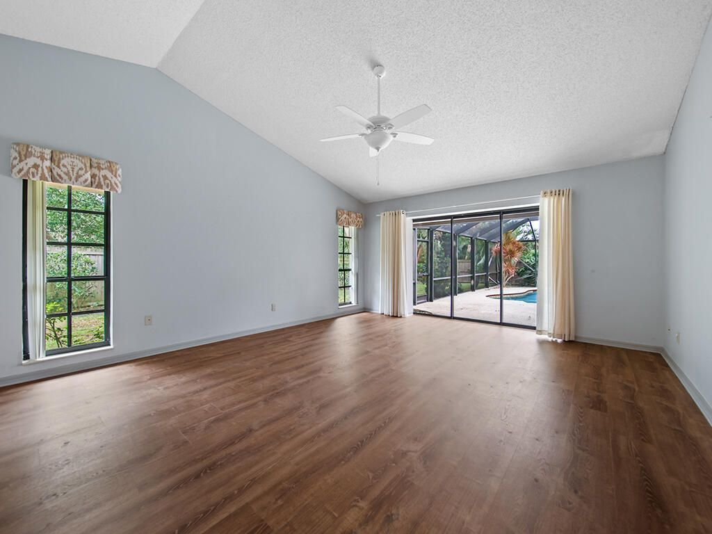 9 W High Point Road, Sewalls Point, FL 34996 Photo
