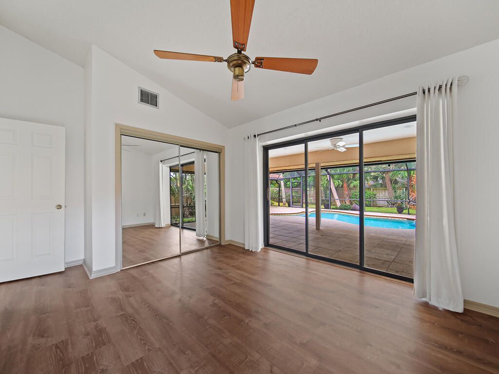 9 W High Point Road, Sewalls Point, FL 34996 Photo